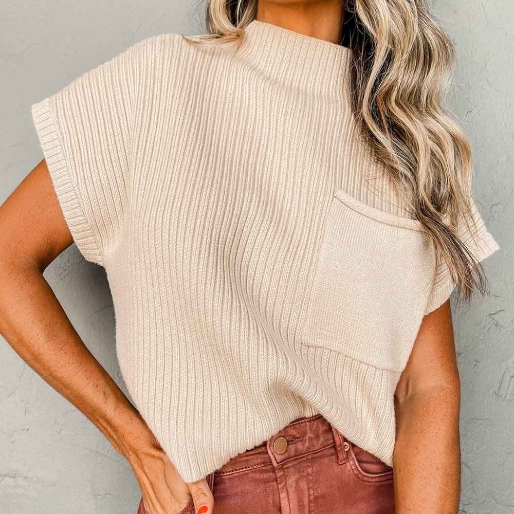 Ribbed Knit Short Sleeved Sweater